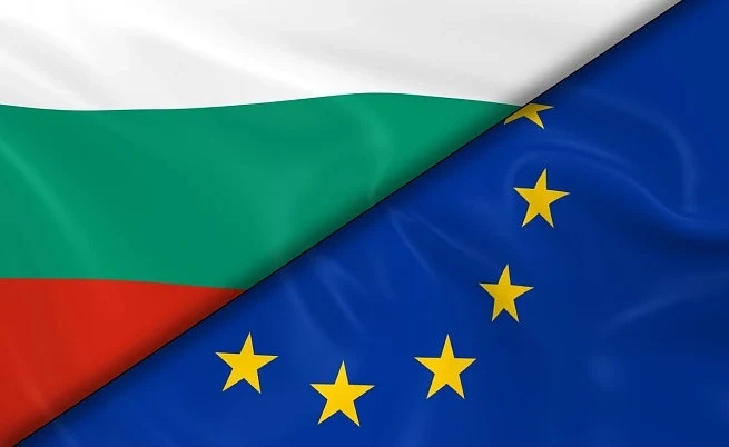 Българите отново вярват в ЕС и отхвърлят тоталитаризма