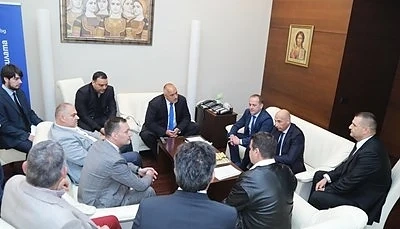 Борисов обеща на превозвачите да защити интересите им пред Меркел и Макрон