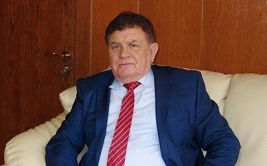 Вечният шеф на горското в Сливен в нов скандал: строи път за 1,6 млн. лева, път няма