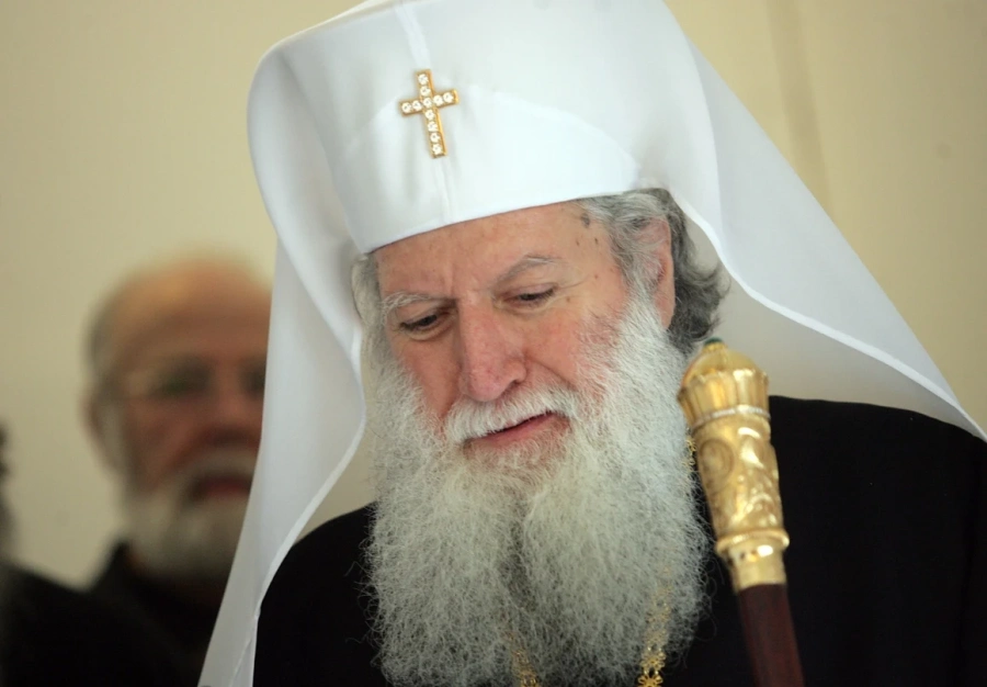 Изписаха патриарх Неофит от болница