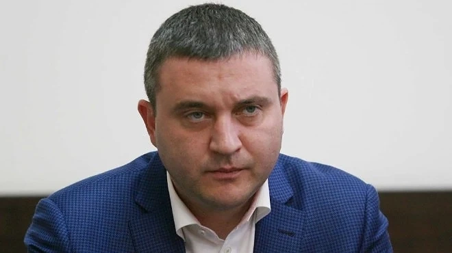 Владислав Горанов разкритикува транспортното министерство заради БДЖ