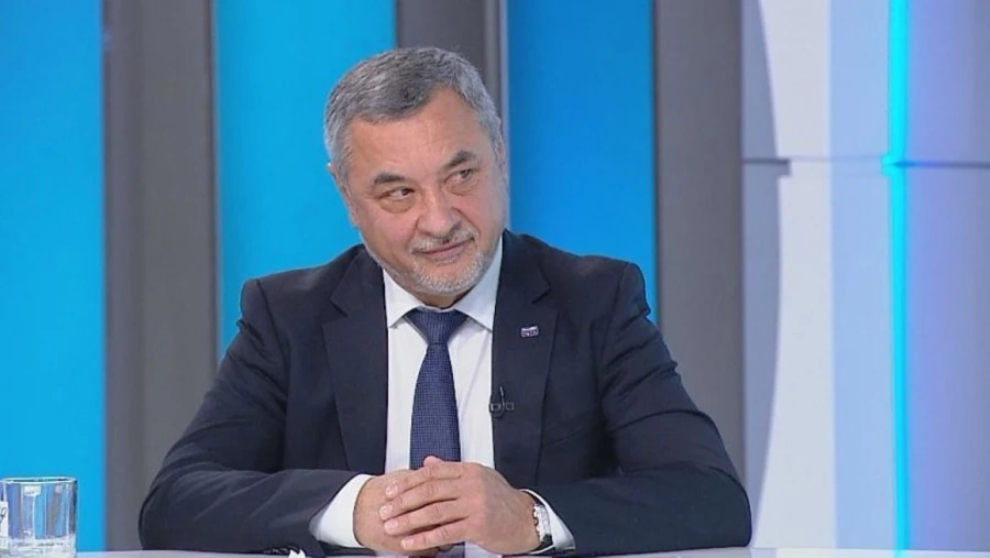 Симеонов не се отказва - дава на прокурор \