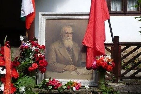 БСП–София чества 162 години от рождението на Димитър Благоев - Дядото