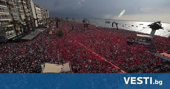 Над 2 милиона турци подкрепиха опонента на Ердоган на митинг