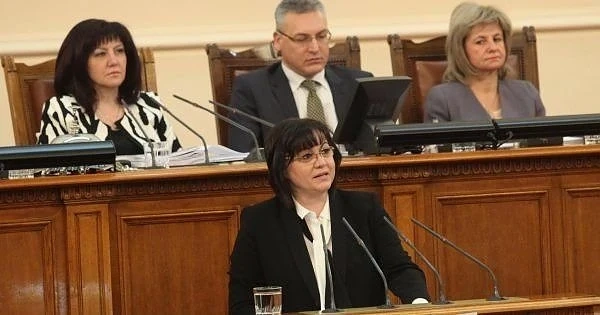 Нинова: Несигурността, престъпността и нестабилността седят на масата в Министерския съвет