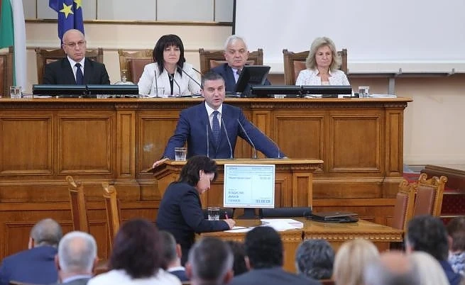 Какво си казаха днес ГЕРБ, ДПС и БСП за вота на недоверие