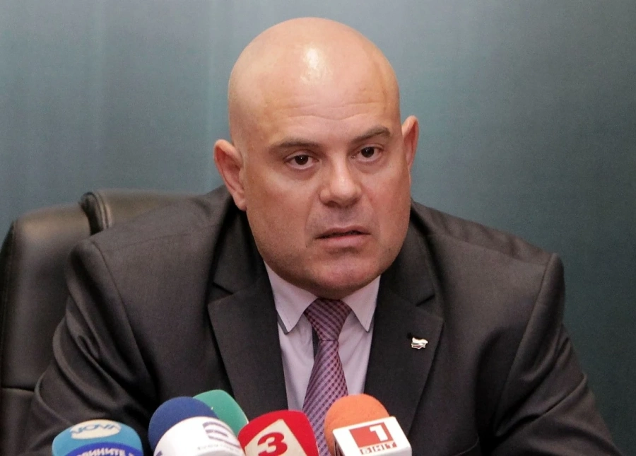 Шефът на спецпрокуратурата ще става заместник на главния прокурор