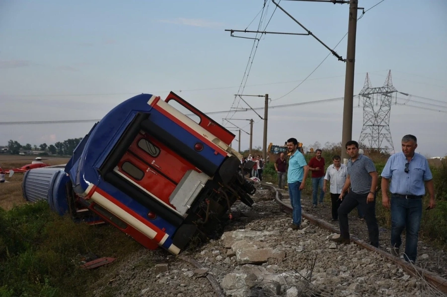 Жената и бебето на български гражданин са сред жертвите на влаковата катастрофа