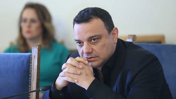 Московски: Държавата е показала, че не управлява добре летище \