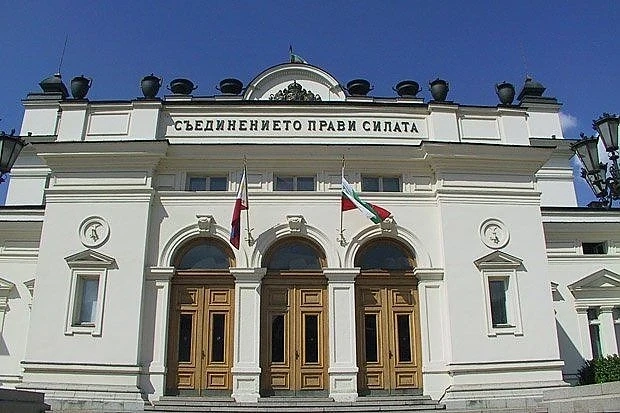 Депутатите решиха: Миньорите от закрити рудници с право на ранно пенсиониране