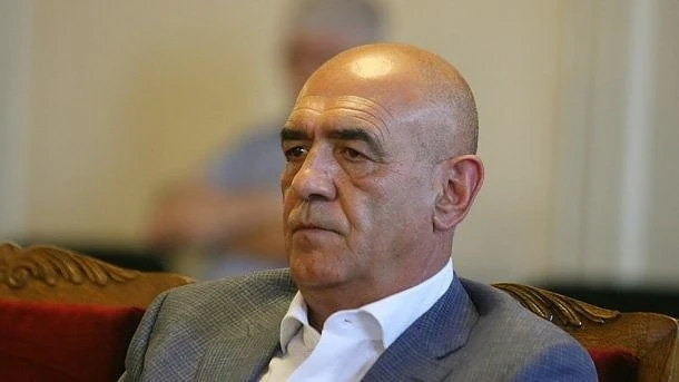 Новият шеф на НЗОК: Проблемът са едни хорица, които дърпат конците на касата