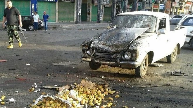 Най-малко 215 души загинаха в серия атаки в Сирия