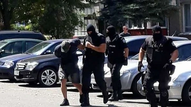 Обявяват Митьо Очите за международно издирване, 19 души от бандата му са арестувани