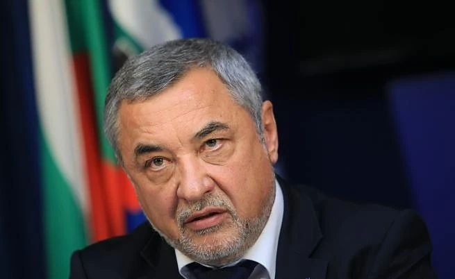 Валери Симеонов: Ще отида в Бургас, ще си закача релса и ще се удавя
