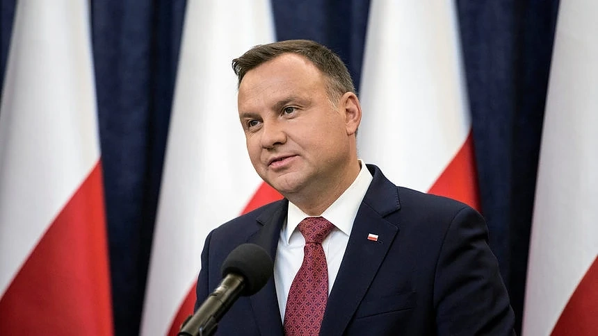 Полският президент е готов на вето върху промени от полза за големите партии на евроизборите