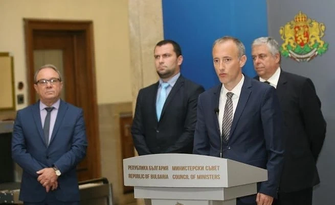 Председателят на БАН: За първи път политика за спиране изтичането на мозъци