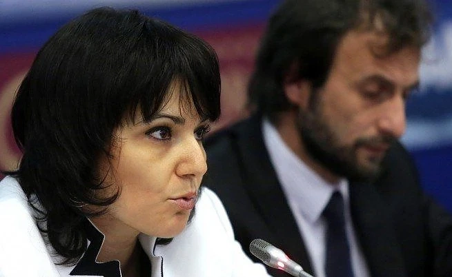 Шефката на Агенцията по лекарствата подаде оставка, става съветник на здравния министър