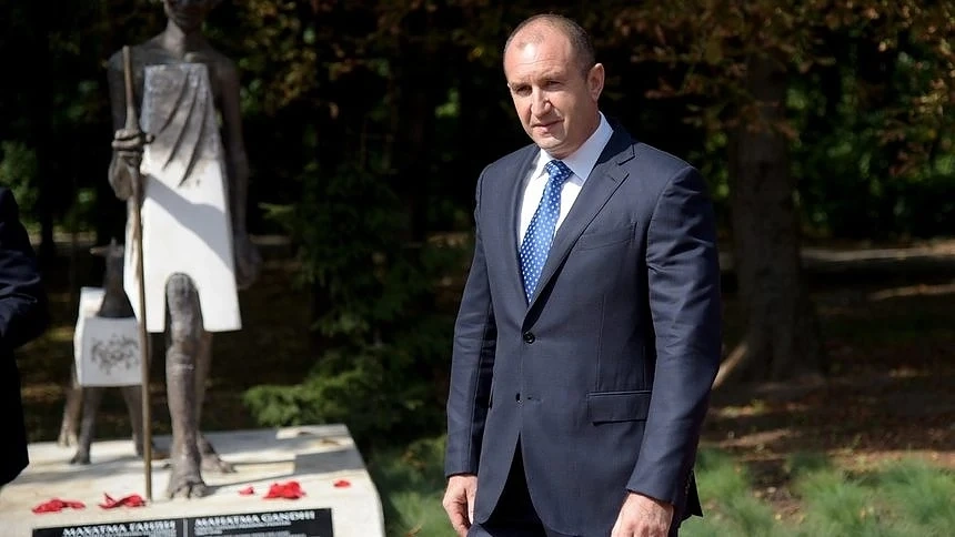 Президентът отхвърли поканата за среща с управляващата коалиция
