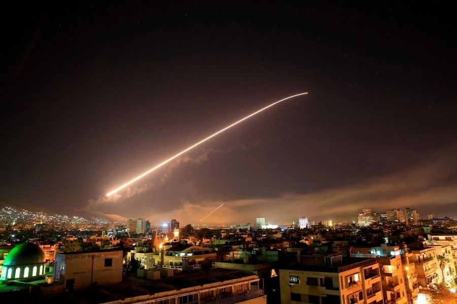 Руски военен самолет с 14 военни изчезна над Средиземно море