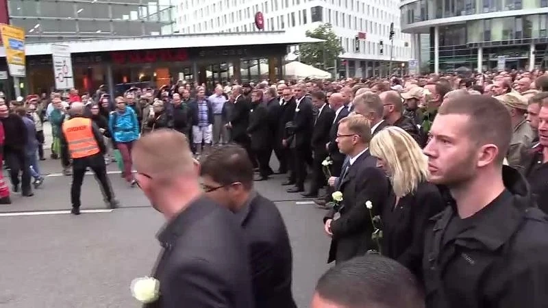 Германската полиция започна арести на биячи на бежанци в Кемниц
