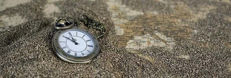 Лятно или зимно часово време предпочитате? Остават само няколко часа за гласуване
