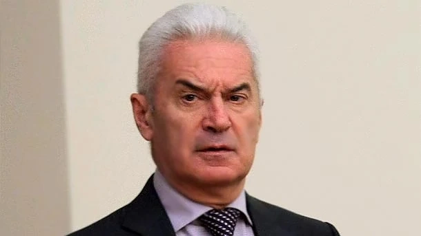 Сидеров настоя за незабавно свикване на Коалиционния съвет и оставката на Симеонов