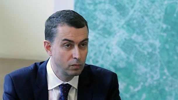 Прокуратурата започна проверка на ремонта по \'Граф Игнатиев\', общината откри грешки и в проекта за \'Цар Борис III\'