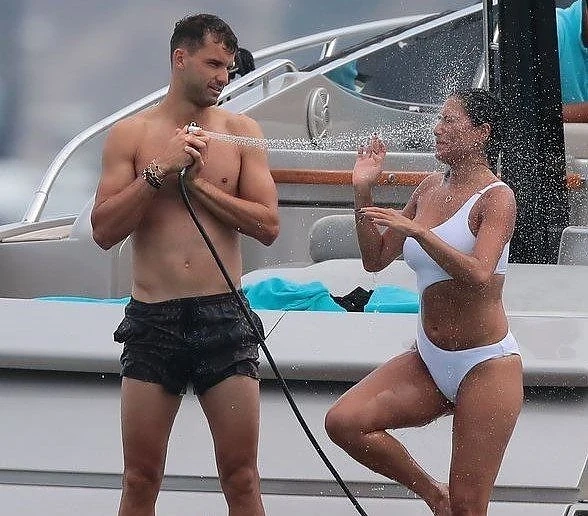 Григор и Никол подгряха за сватба в Л.А.