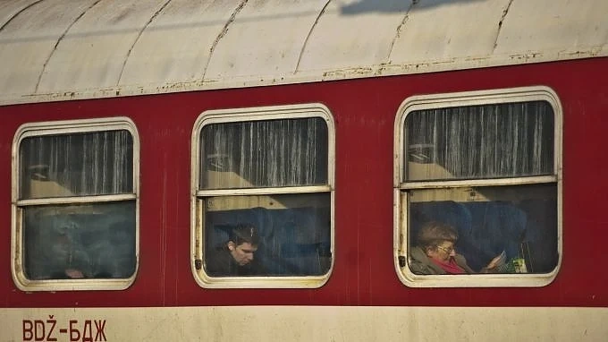 В БДЖ не достигат пътнически влакове