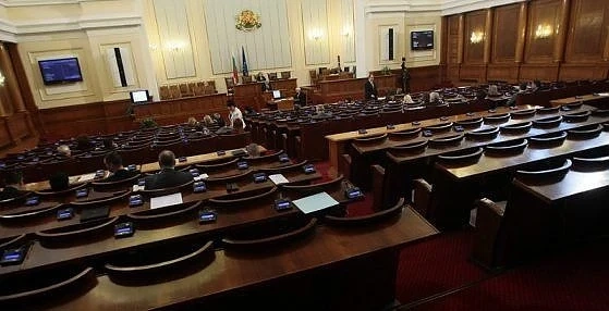 Окончaтелно: Лимит от 5000 лева обезщетение за далечни роднини на загинали при катастрофи