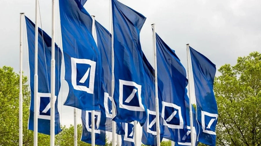 Разследват Deutsche Bank за пране на пари