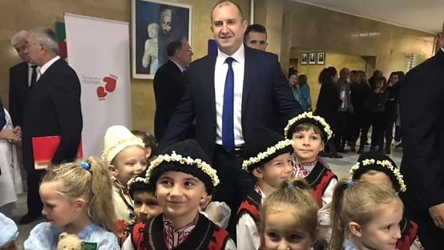 Президентът даде начало на 16-ата „Българска Коледа”