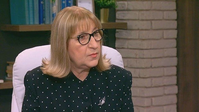 Министър Цачева: Иванчева и Петрова сами избраха ареста в София пред сливенския затвор