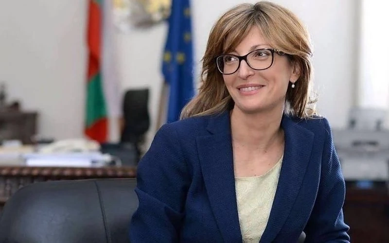 Екатерина Захариева: Планира се визита на папа Франциск за началото на месец май