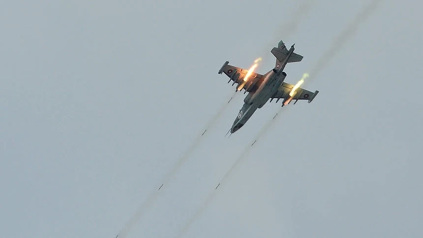 Ремонтът на Су-25 за 100 млн. лв. е можел да бъде направен в България, а не в Беларус