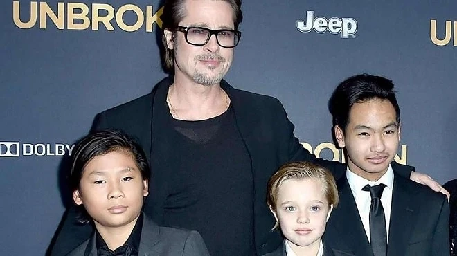 Брад Пит отпразнува 55-ия си рожден ден с децата си