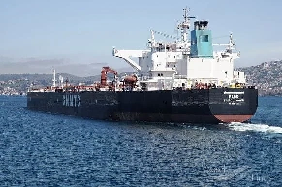 Либия ще задържа всеки български кораб в свои води заради арестуван танкер в Бургас