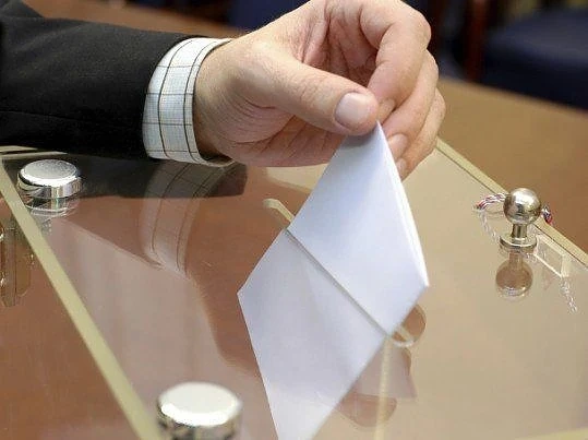 Демократична България: ДПС опитва да ликвидира преференциалното гласуване
