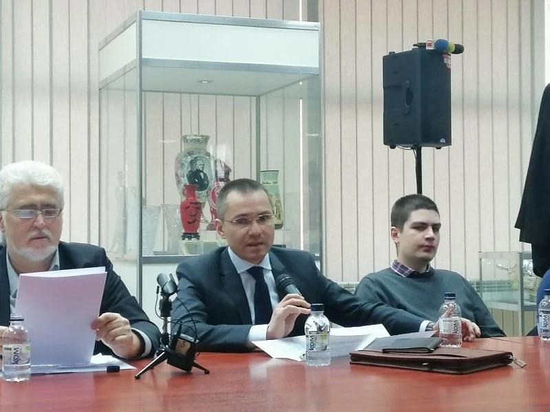 ВМРО мобилизира интелектуалци и професори в подкрепа на Джамбазки за евродепутат
