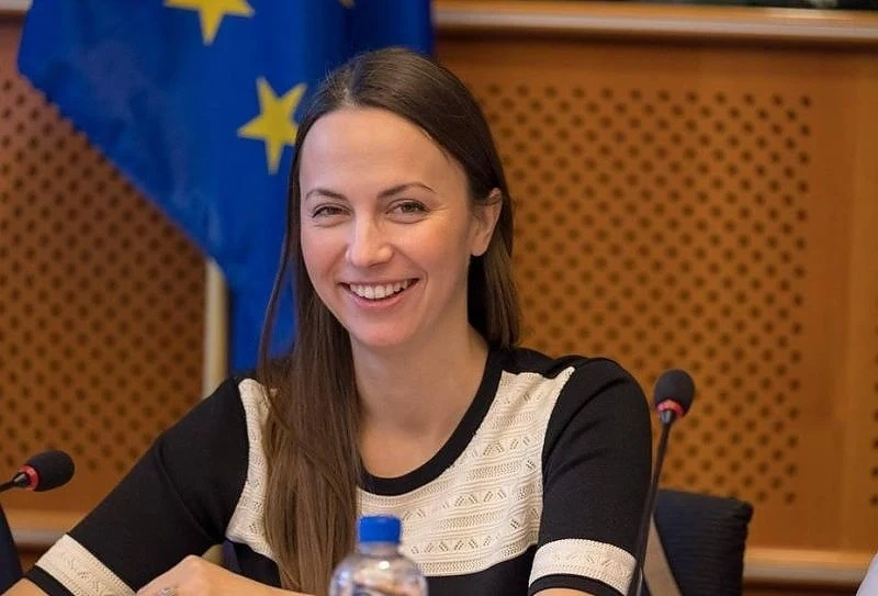 Ева Майдел: Опасенията, че еврото ще ни направи по-бедни, са неоснователни