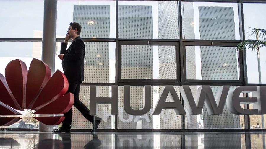 Италия също обмисля да забрани участието на китайските компании Huawei и ZTE в проекта за 5G мобилна мрежа
