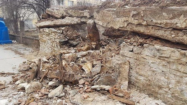 Стара сграда рухна в центъра на Враца