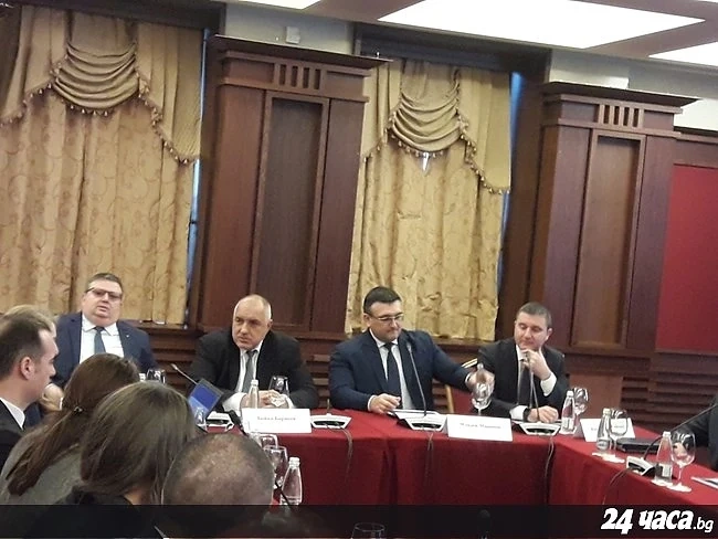 Борисов: Работим безапелационно срещу контрабандата