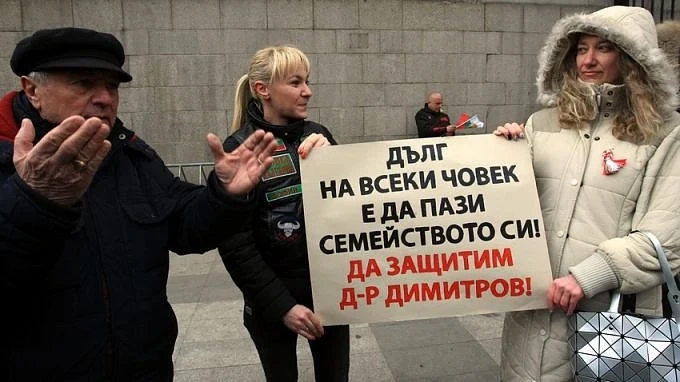 Съдят лекаря, прострелял смъртоносно гаражен крадец 