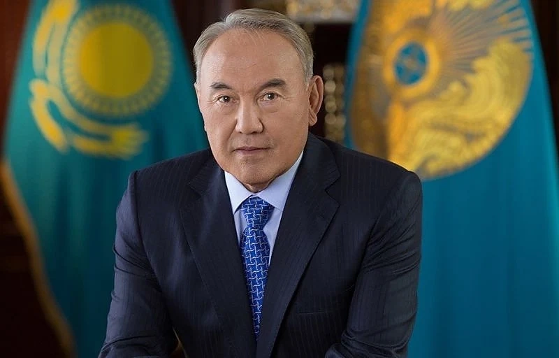 След 30 години на поста президентът на Казахстан подаде оставка