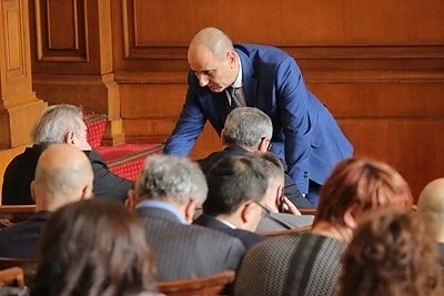 Парламентът избра шефовете на новата ЦИК