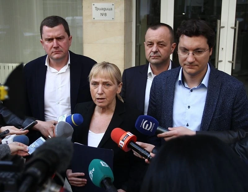 Йончева: Правителството на Борисов облагодетелства фирми, които унищожават земеделска земя