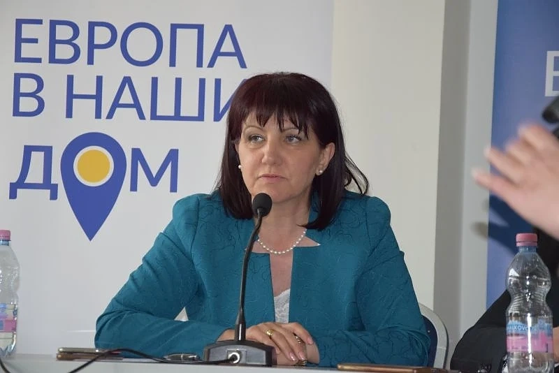 Караянчева: Учудващо е, че президентът свиква КСНС след година