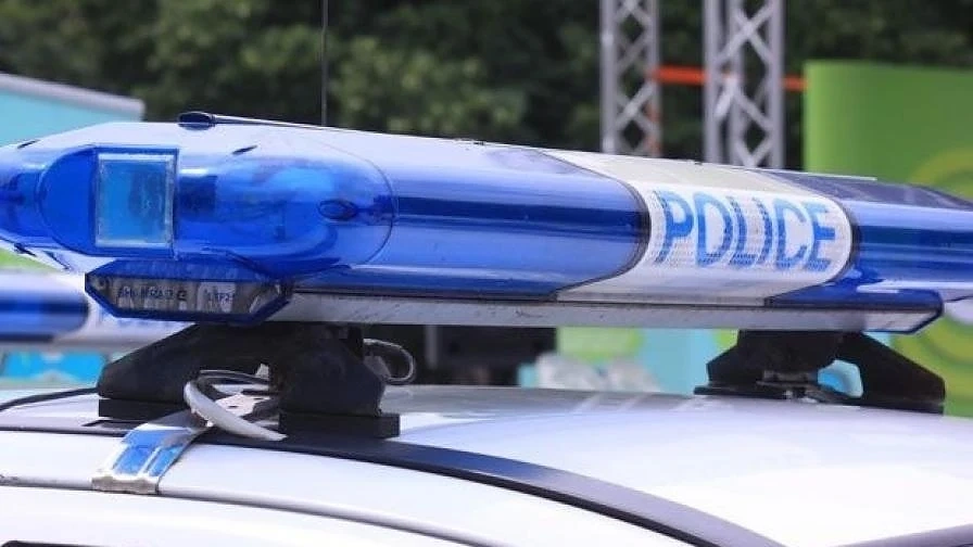 Полиция и жандармерия влязоха в луксозни имоти във Ветово