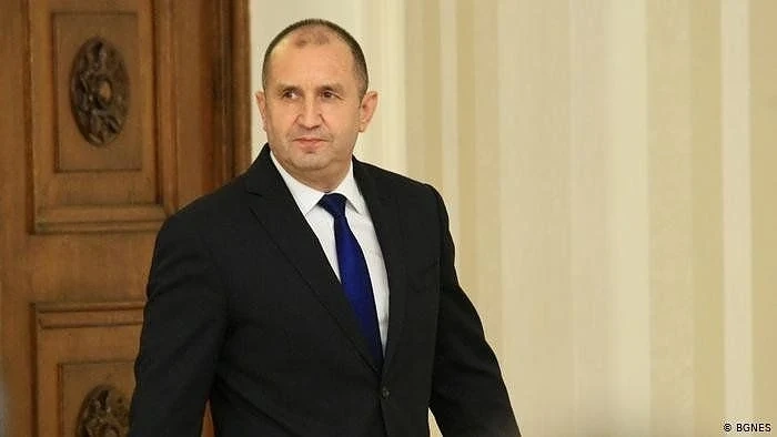 Президентът: Армията не е заплаха за демокрацията, а политици без морал